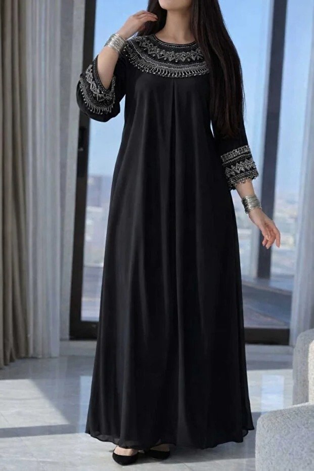 جلابية سوداء